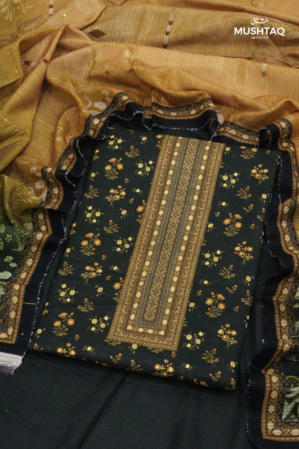 3Pcs Printed Lawn Suit & Doriya Dupatta Desgin - 9