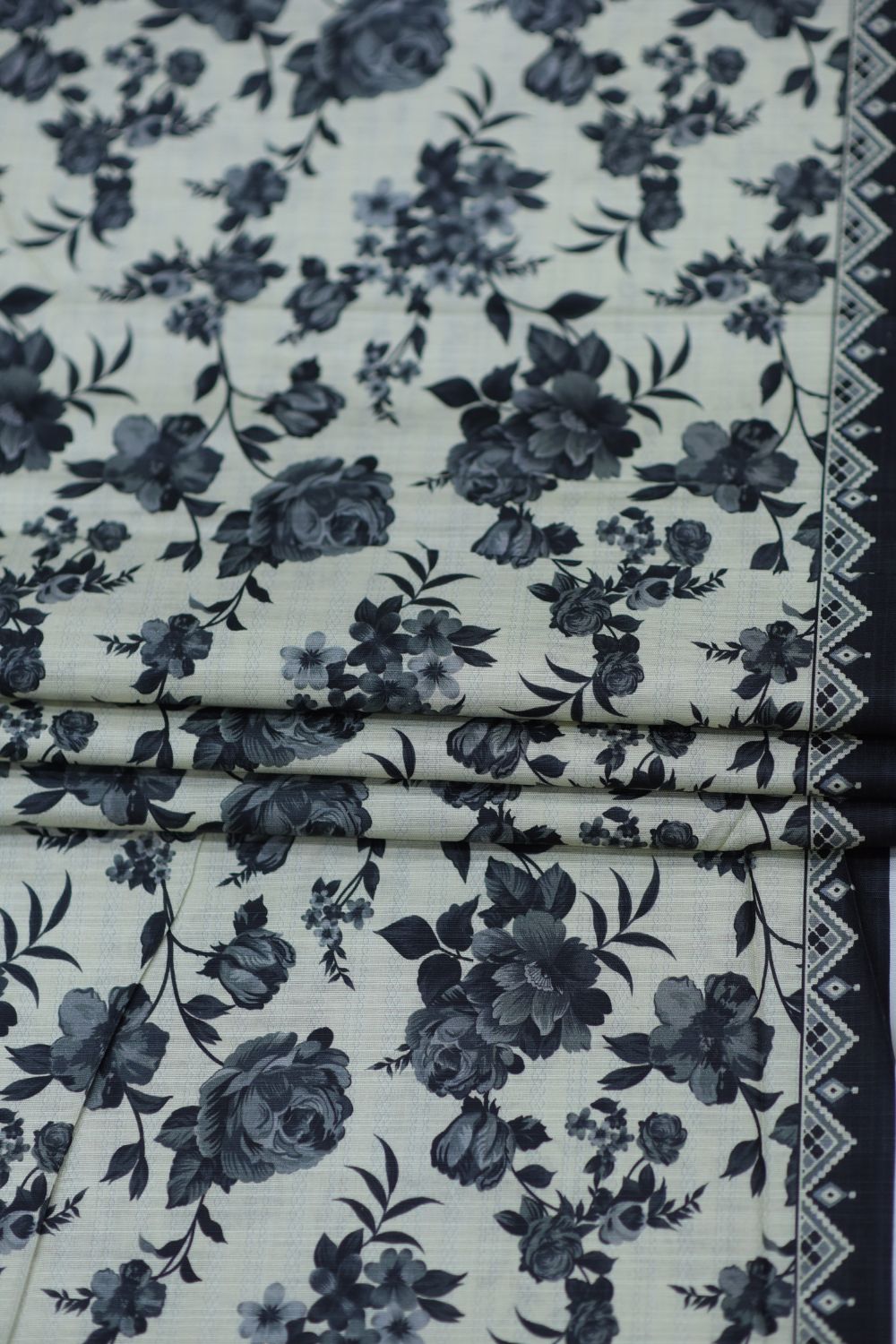 2Pcs Printed Khaddar Desgin -11