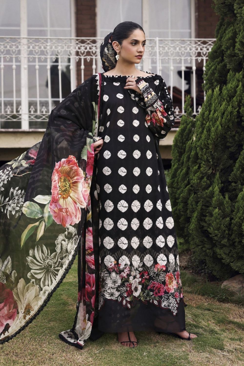 Elaf Premium 3Pc Unstitched Belladore Printed Chiffon Suit EPA-1B QUEEN