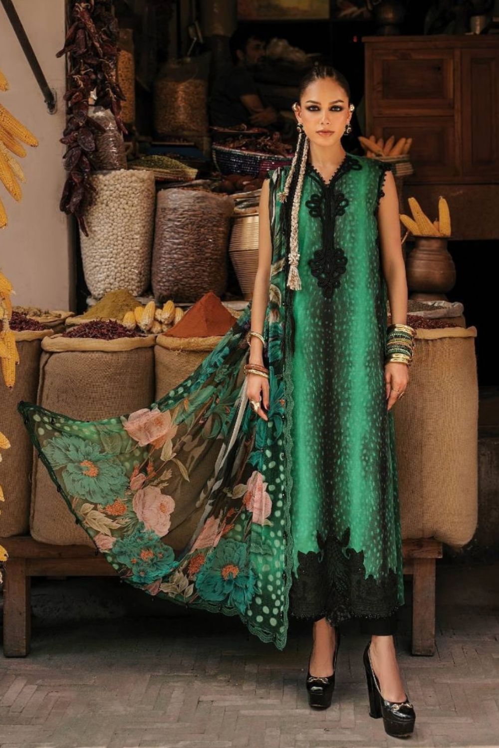 Maria B 3 Piece Unstitched Embroidered Linen Suit MPT-3105-A