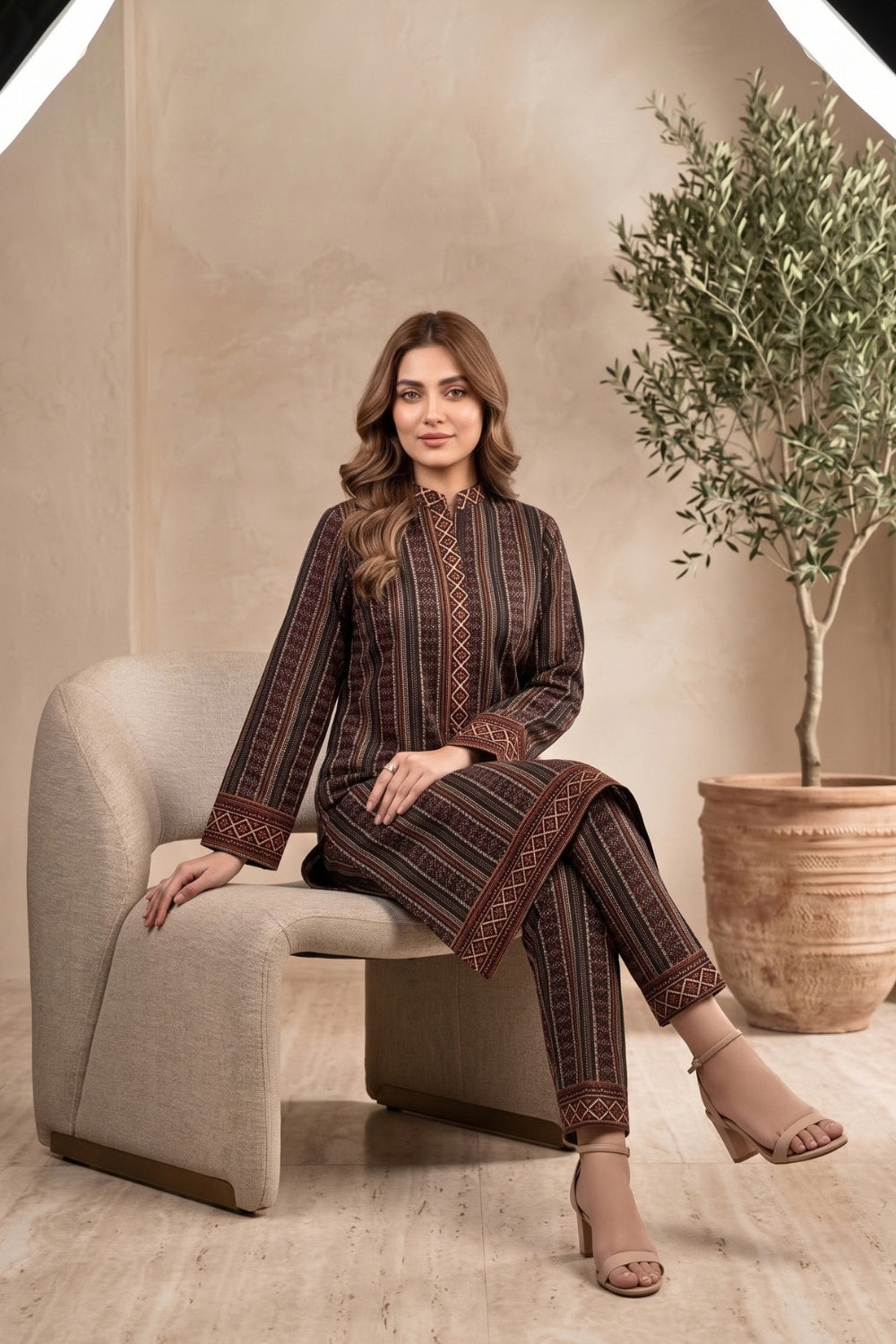 2Pcs Unstitched Printed Khaddar Eshal Collection Desgin - 5