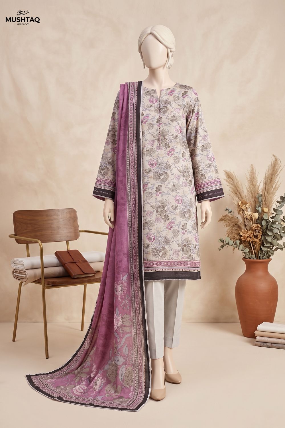 Mushtaq Ayat Collection 3Pcs Unstitched Printed Lawn Desgin - 8