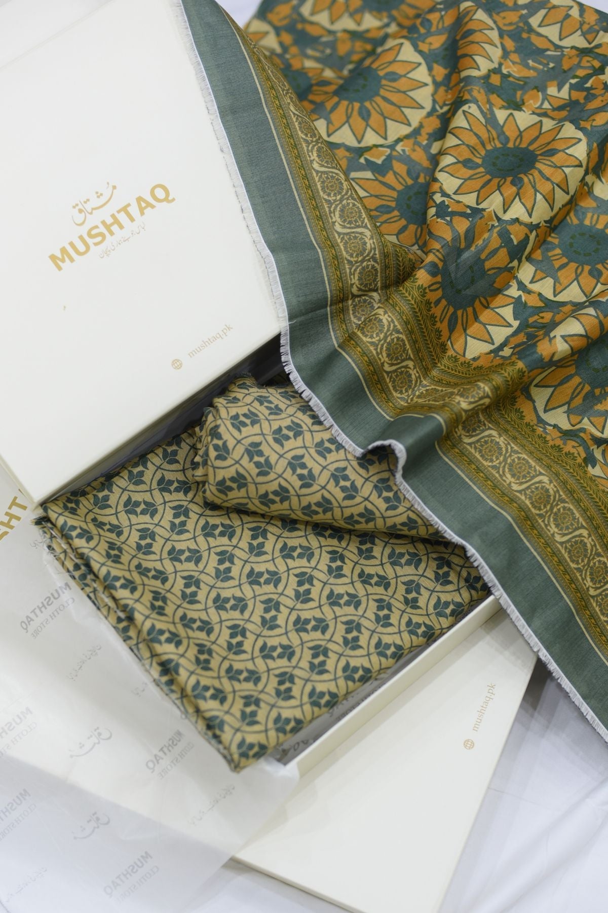 3Pcs Printed Khaddar Degsin - 100