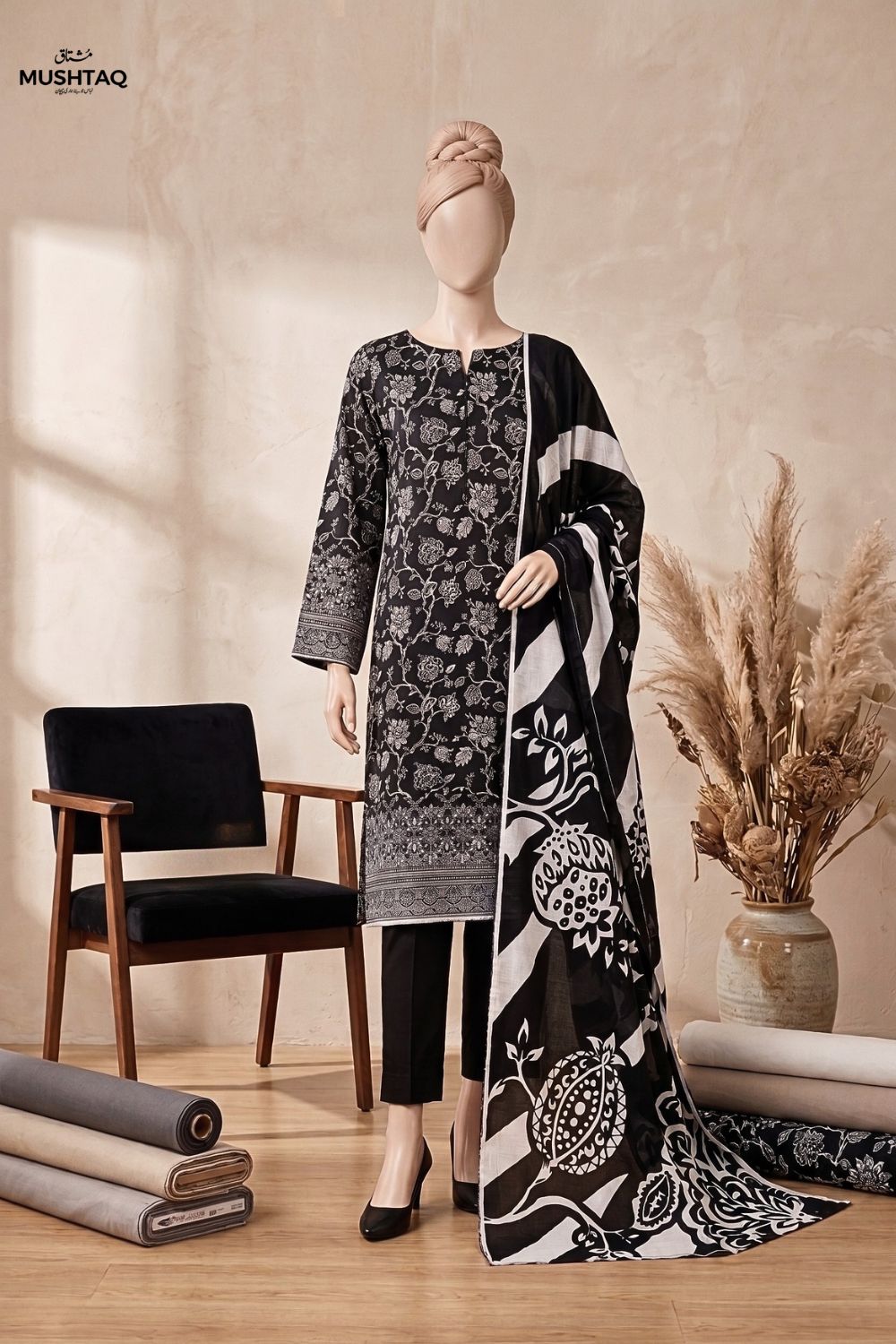 3Pcs Unstitched Printed Lawn Collection Desgin - 1