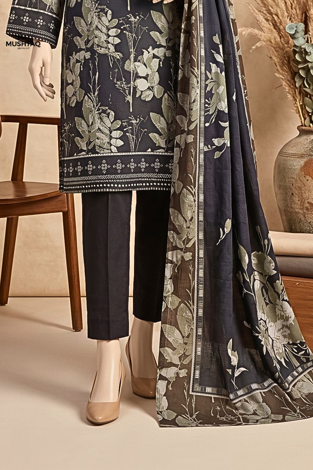 Mushtaq Ayat Collection 3Pcs Unstitched Printed Lawn Desgin - 5