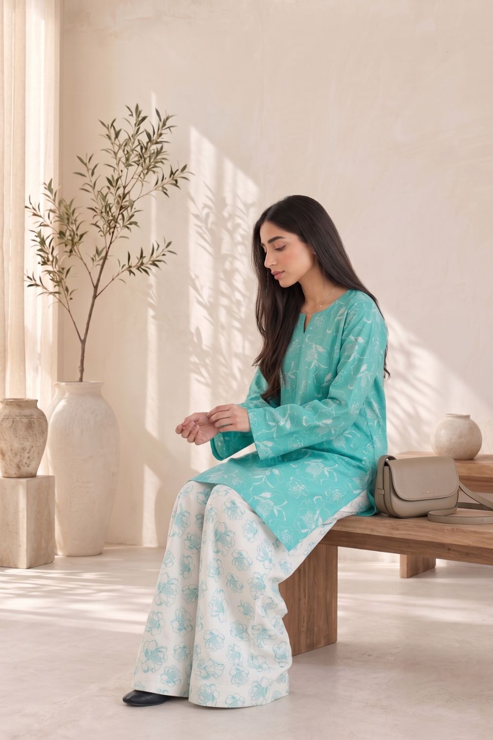 2Pcs Unstitched Printed Dur-e-Fishan Lawn Collection Desgin - 1