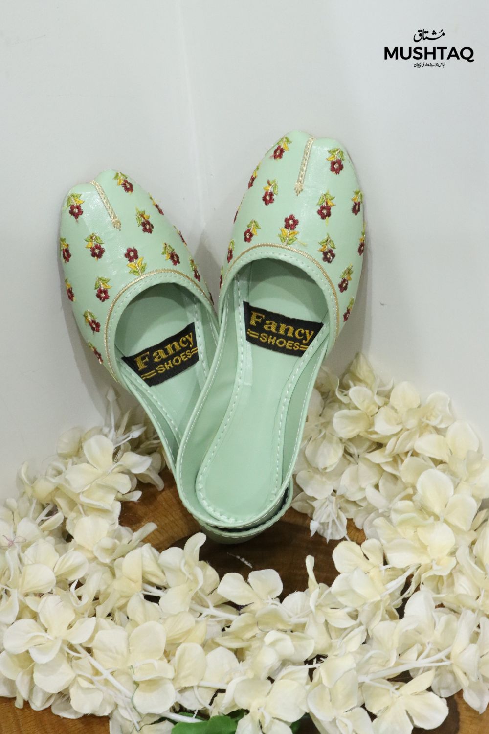 Embroided khussas collection Desgin - 7