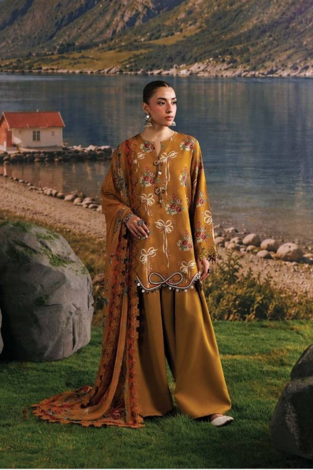Maria B 3 Piece Unstitched Printed Suit MB-CUSV15-08A