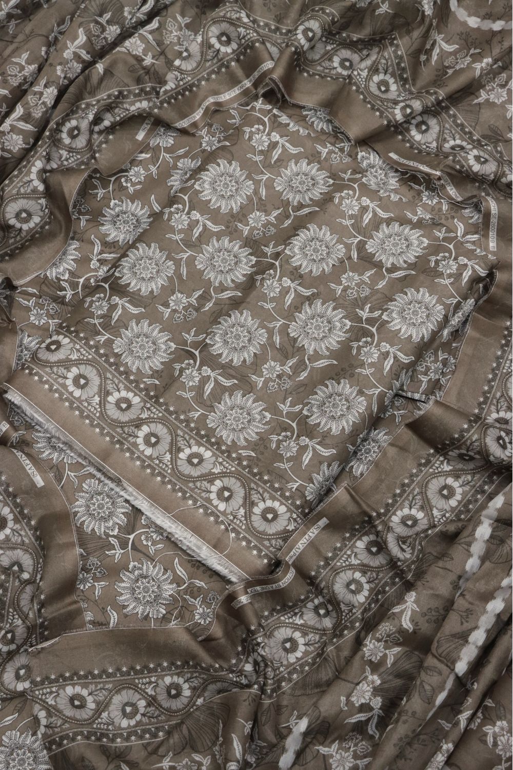 3Pcs Printed Lawn Desgin - 83