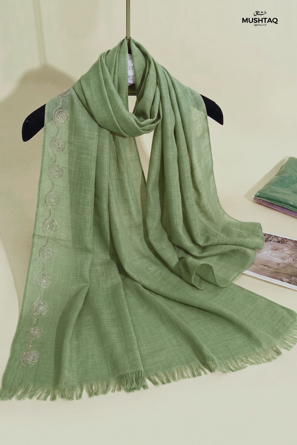 Lawn Fabric stallers Desgin - 1