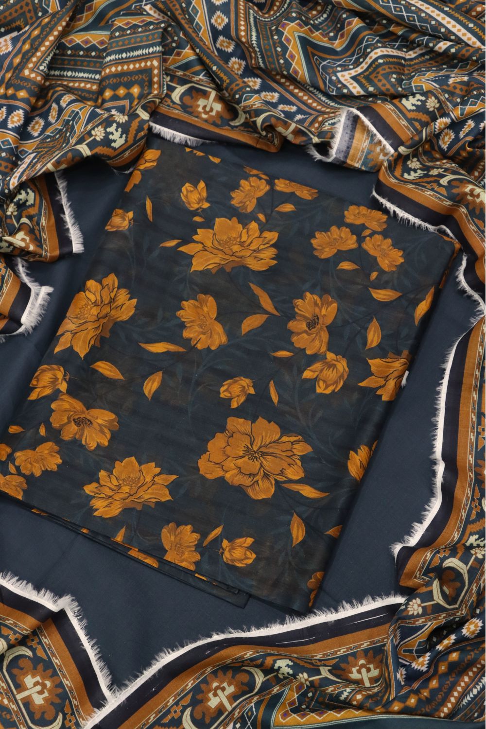 3Pcs Printed Lawn Desgin - 82