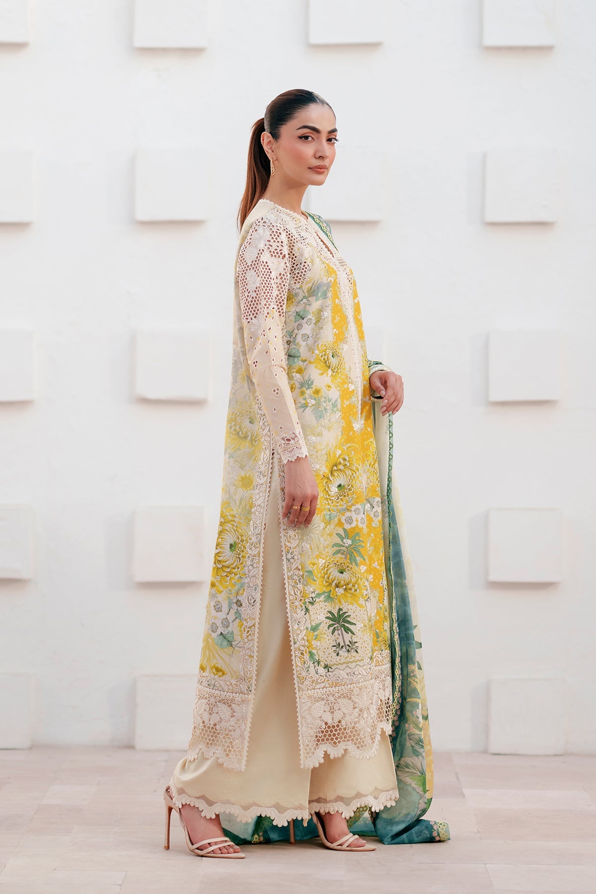 Afrozeh Festive Lawn Womenswear Unstitched Embroidered Luxury Lawn 3 Piece SuitL LIORAE