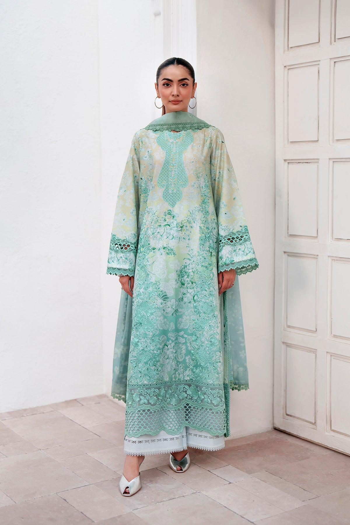 Afrozeh Festive Lawn Womenswear Unstitched Embroidered Luxury Lawn 3 Piece SuitA AURYN