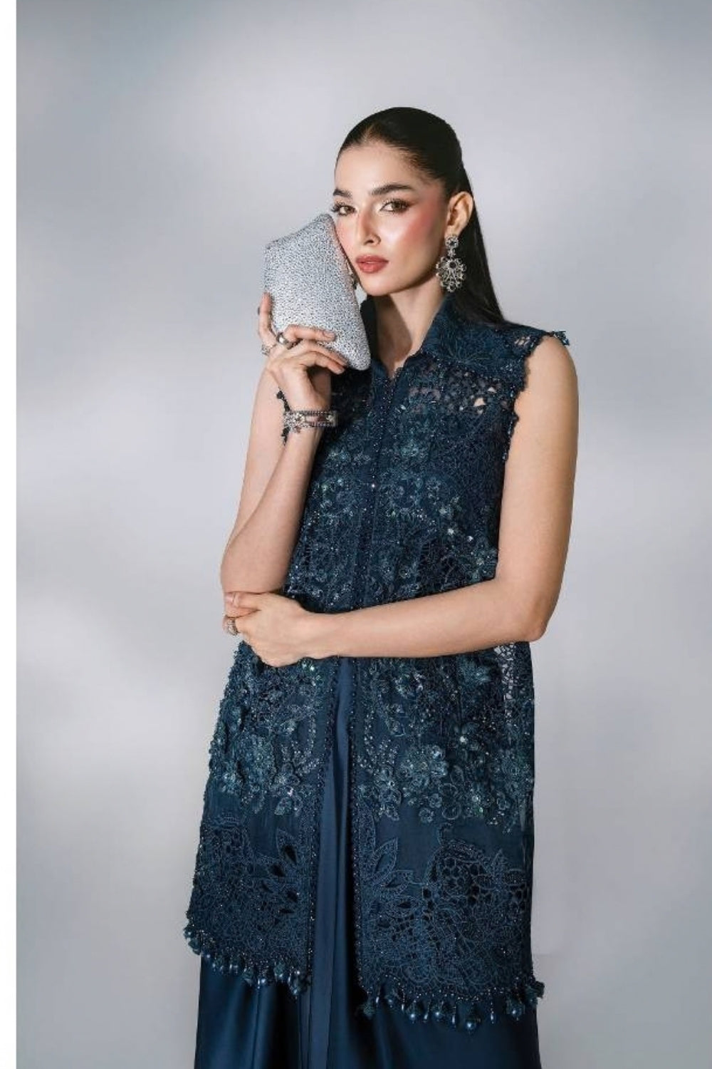 Maria B Mbroidered Unstitched Wedding Edition 3 Piece Unstitched Embroidered Organza Suit Peacock Blue