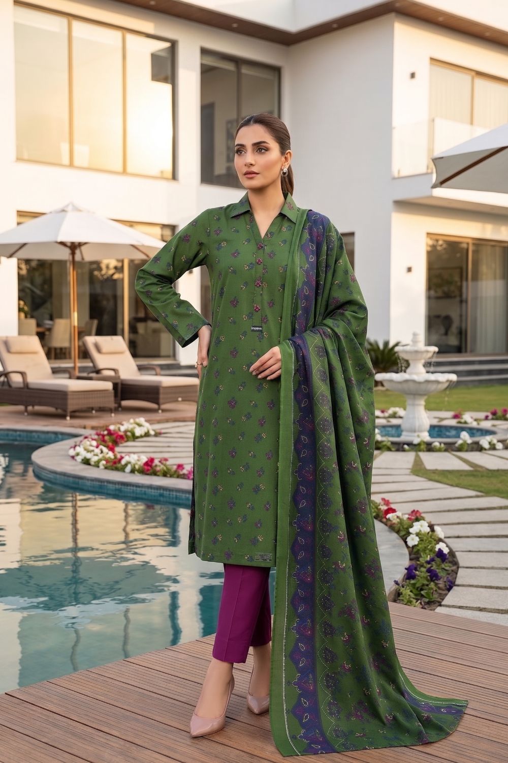 Mushtaq 3Pcs Unstitched Printed Lawn Sapphire Collection Desgin - 14