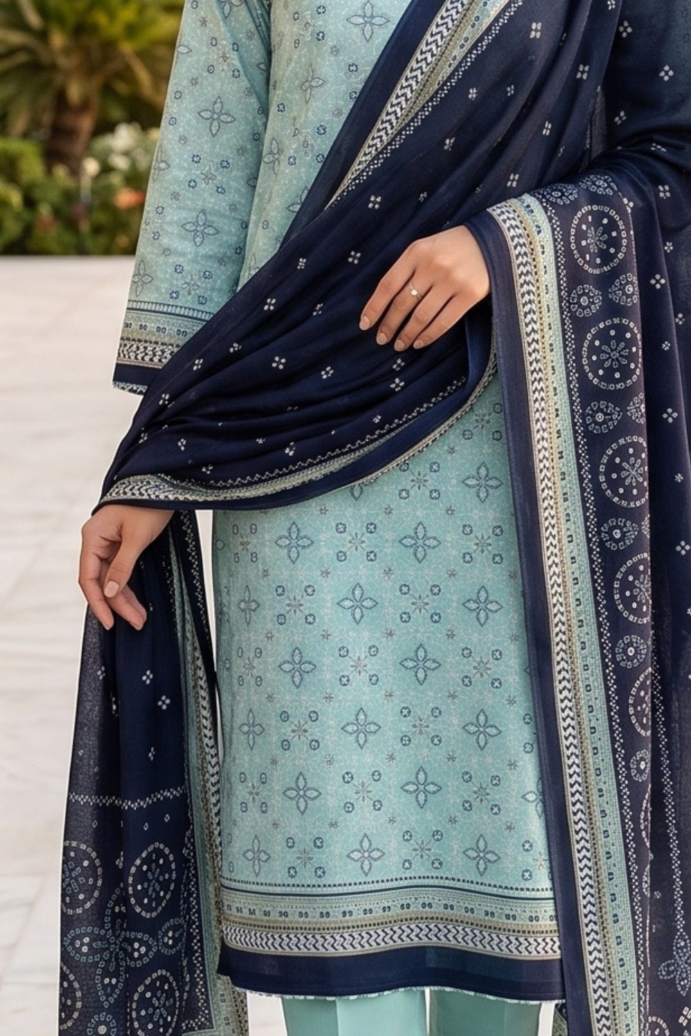 Mushtaq 3Pcs Unstitched Printed Lawn Alizy Collection Desgin - 4