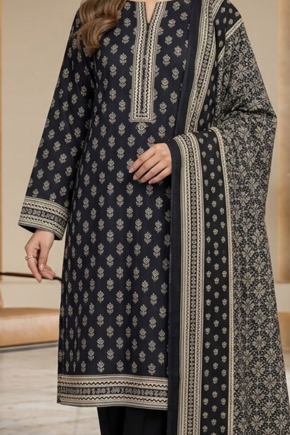 Mushtaq 3Pcs Unstitched Printed Khaddar Mehrza Collection Desgin - 5