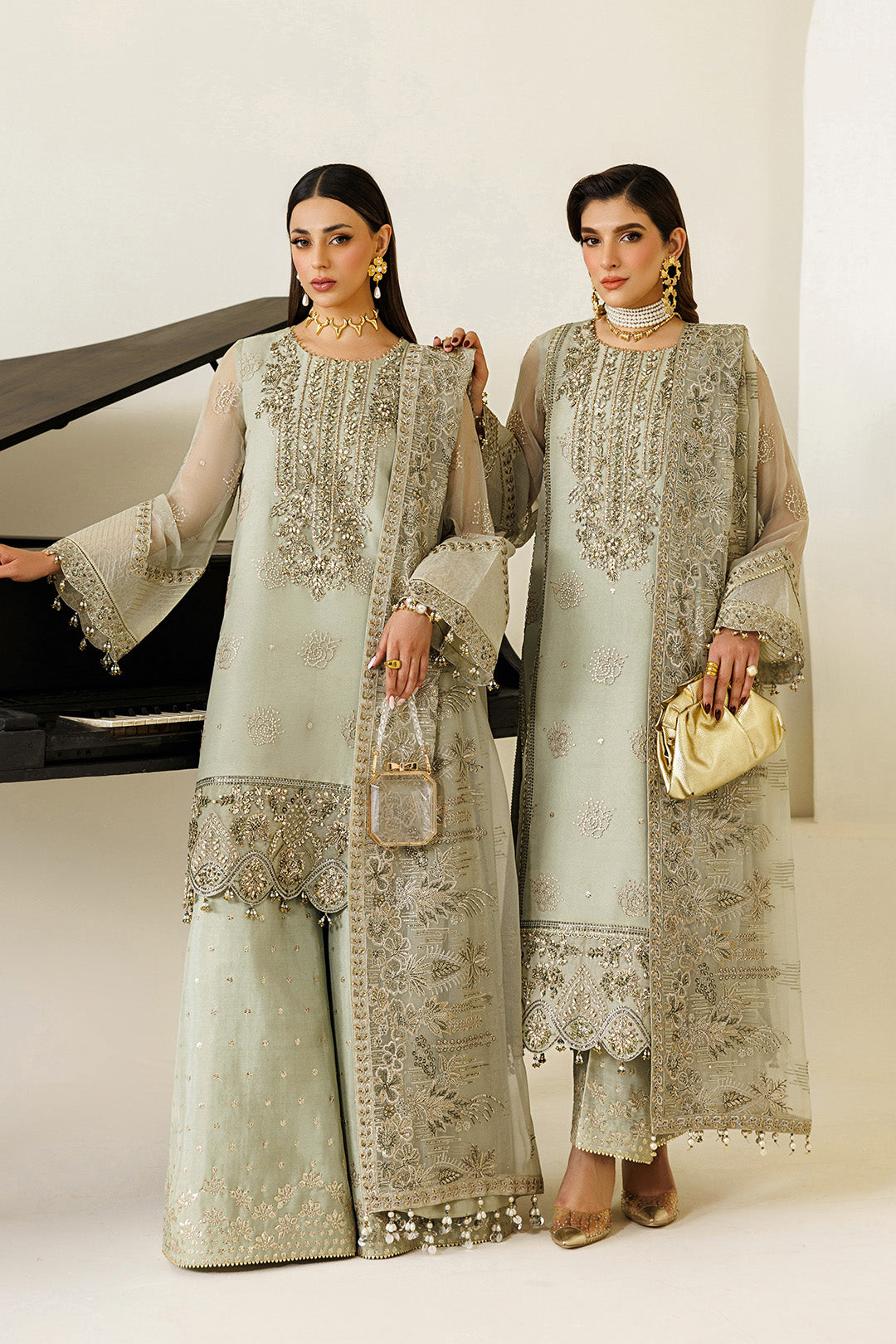 Alizeh Aymal Vol 4 3 Piece Unstitched Embroidered Chiffon Suit AF-BHM-4072-Javi