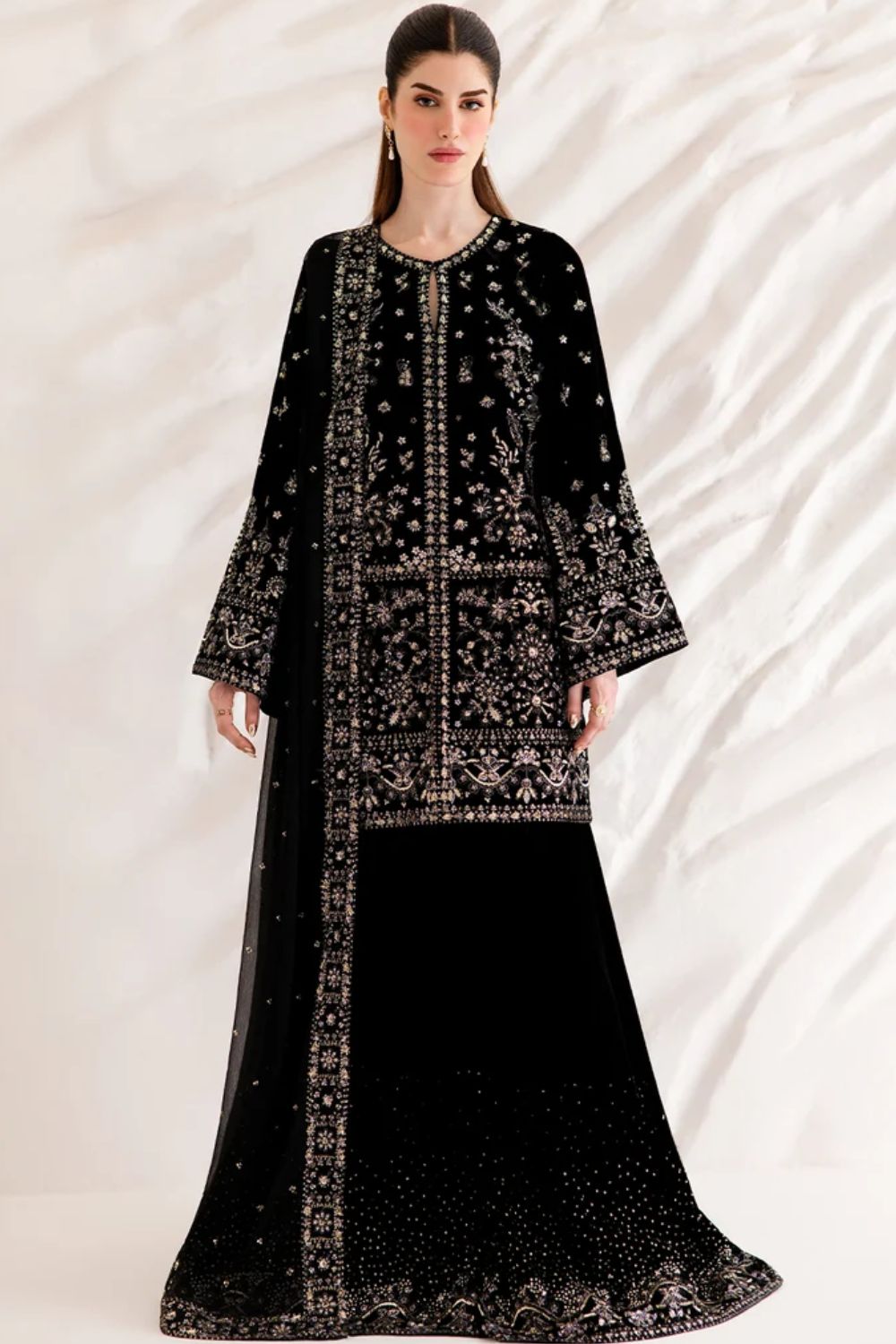 Emaan Adeel The Velvet Affair 3 Piece Unstitched Embroidered Velvet Suit LIVIA