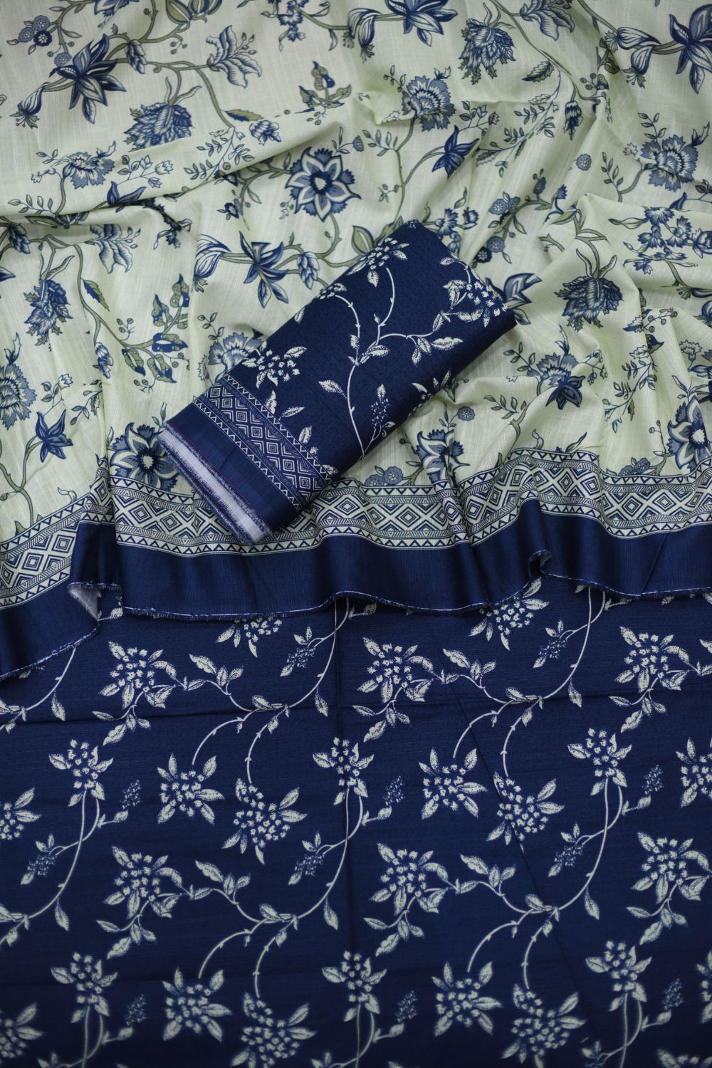 3Pcs Printed Khaddar Desgin -16