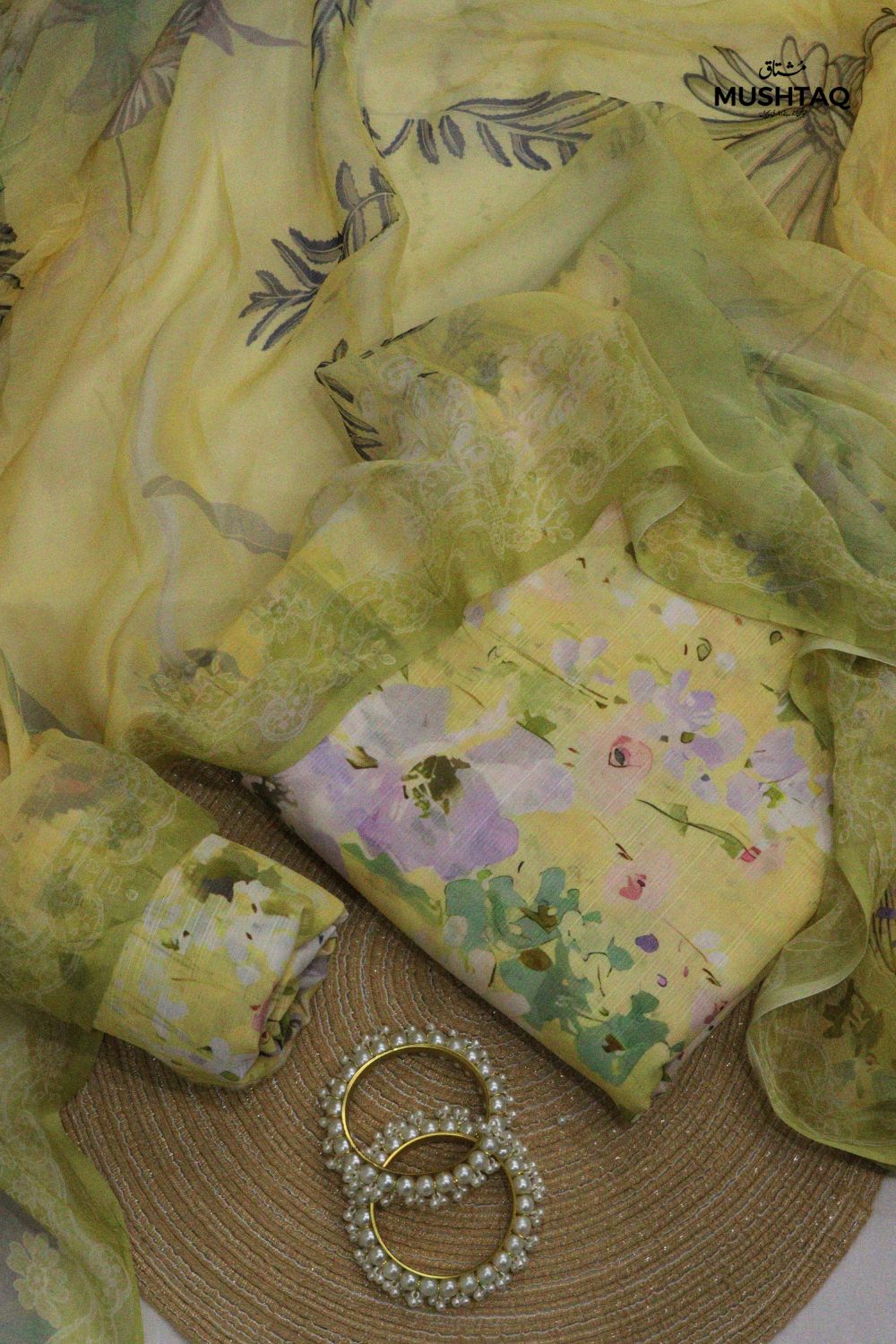 3Pcs Printed Lawn Suit & Chiffon Dupatta Desgin - 7