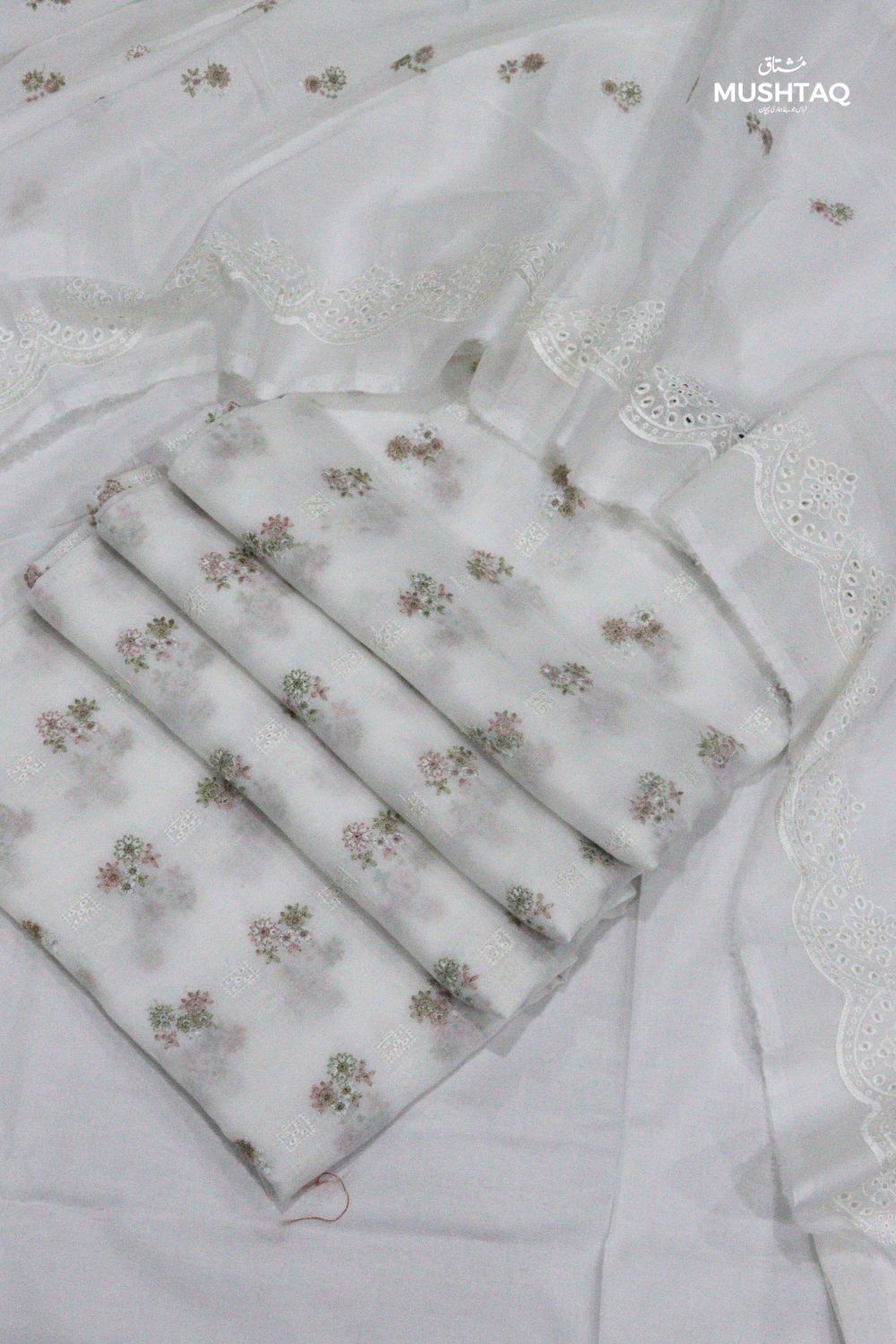 3Pcs Embrodiered Lawn Desgin - 7