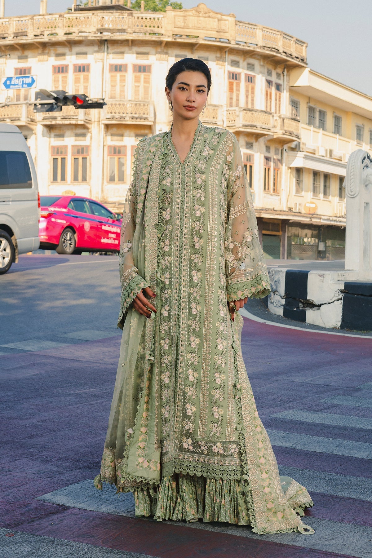 Afrozeh 3 Pc Unstitched Embroidered Lawn Suit  Deedar