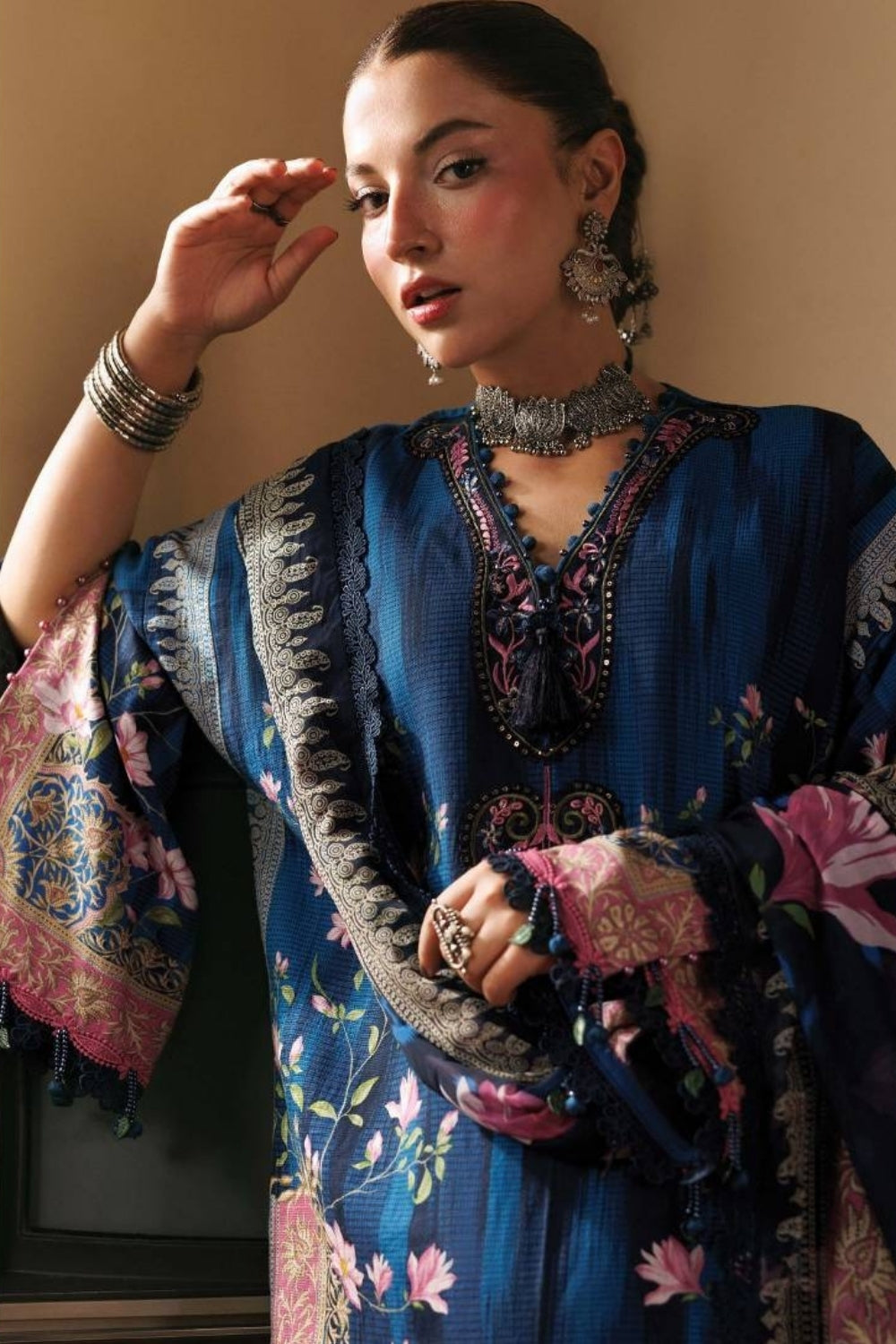 Maria B 3 Piece Unstitched Printed Suit MB-CUSV15-05A
