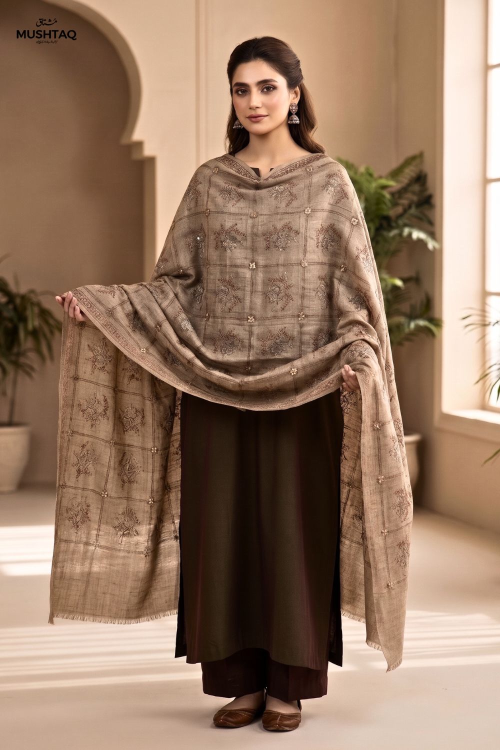 3Pcs Unstitched Pashima Suit With Embroidered Shawl Desgin - 2