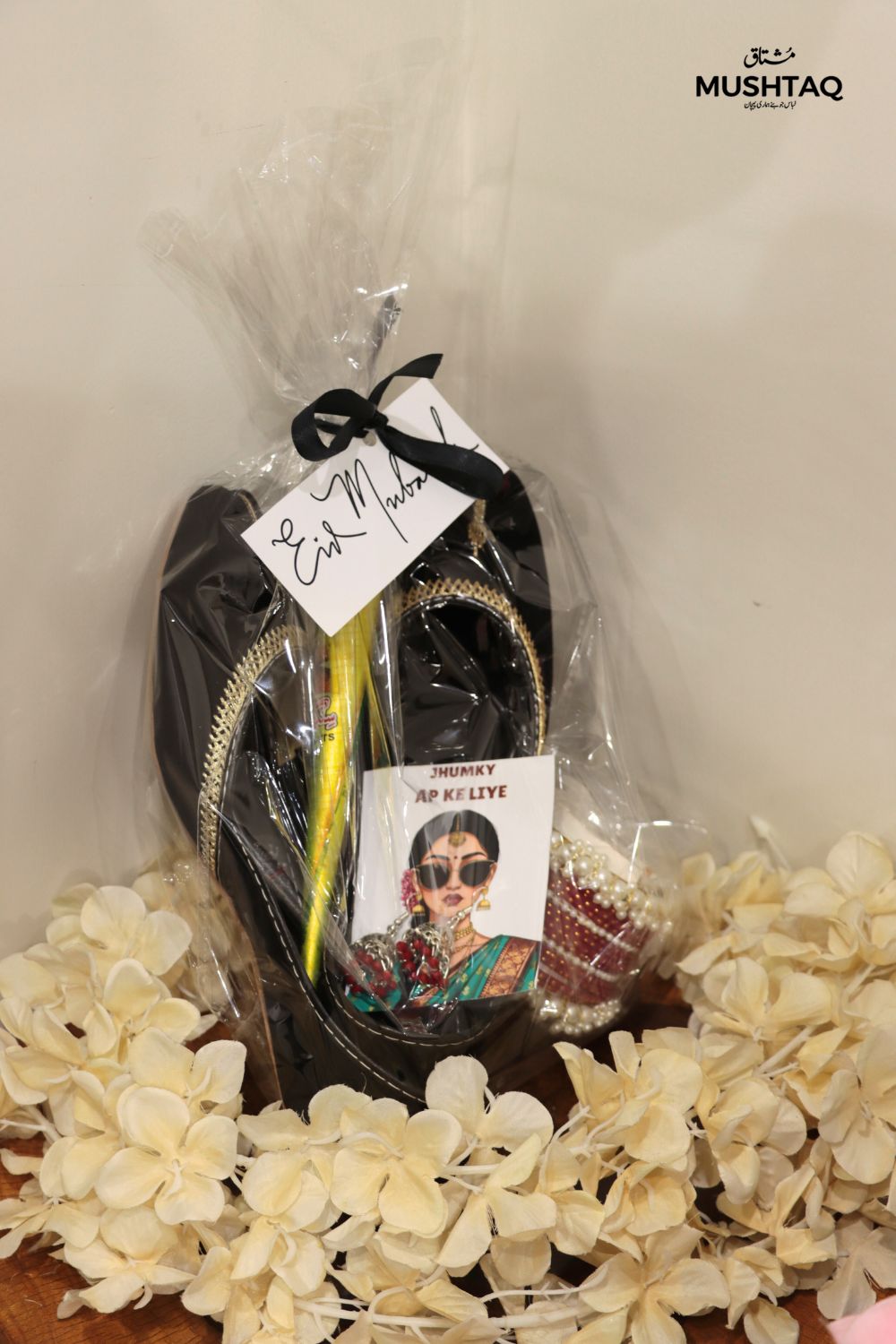 Khussa with bangles medandi earrings - 3