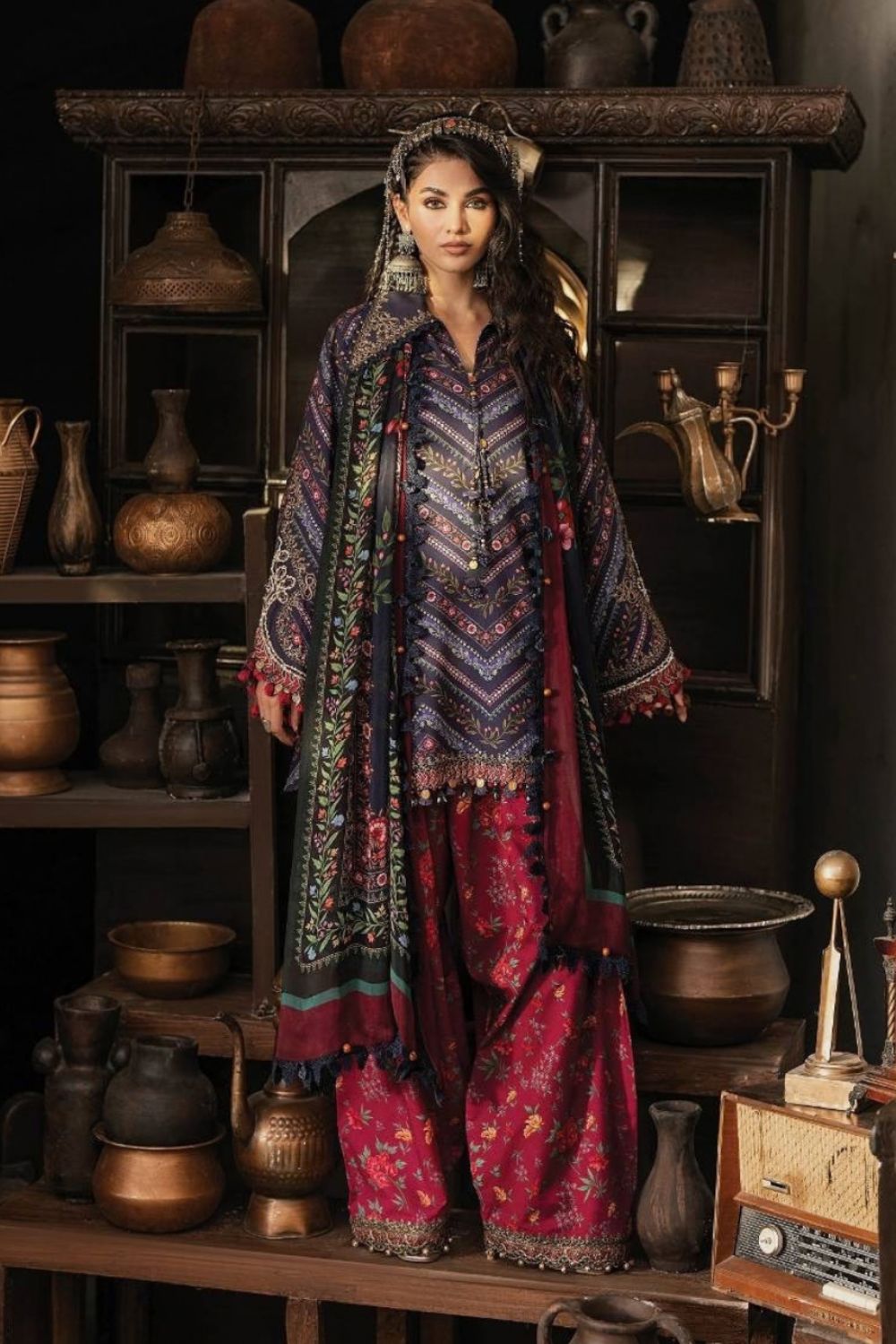Maria B 3 Piece Unstitched Embroidered Cambric Suit MPT-3107-B