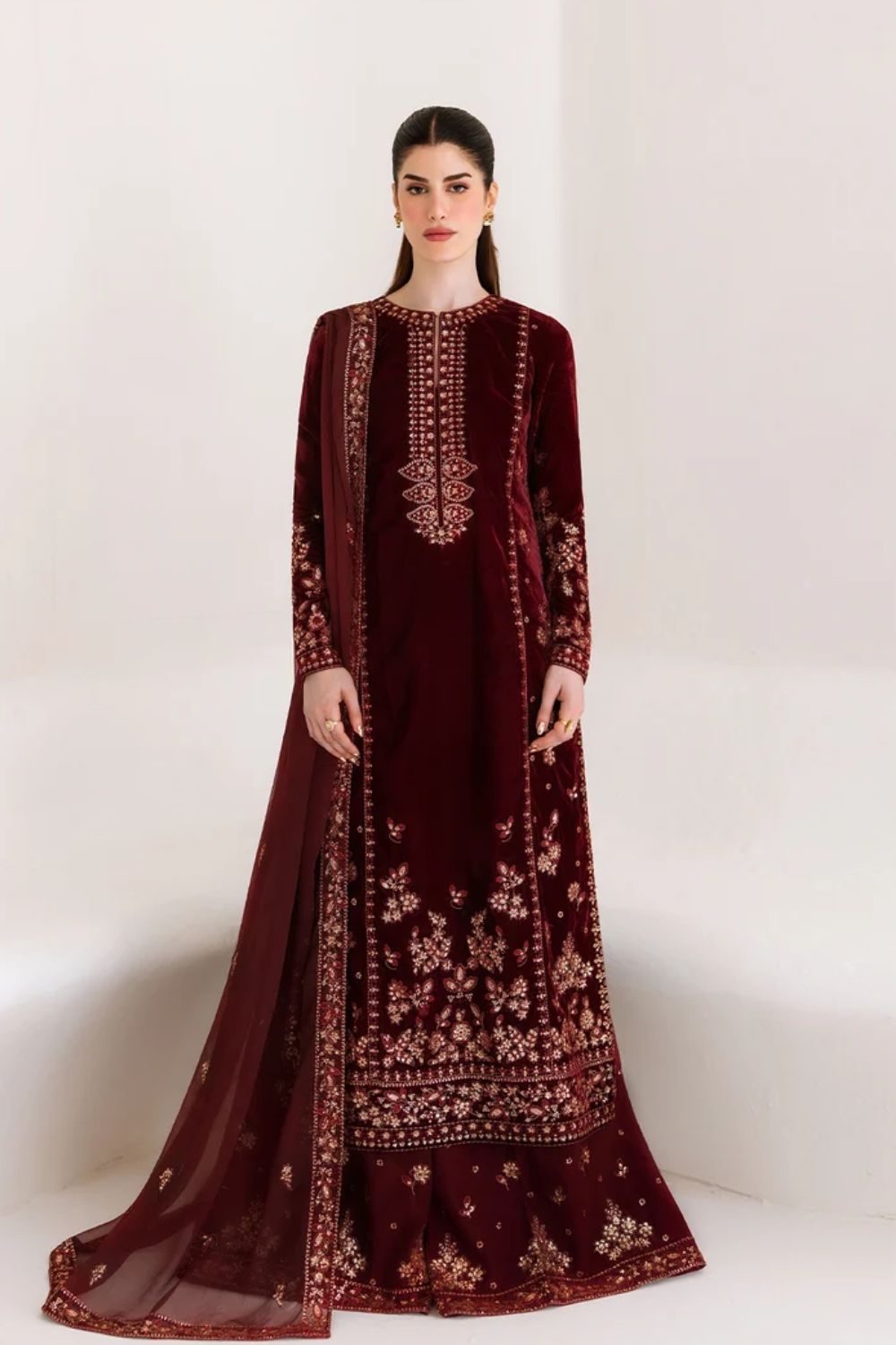 Emaan Adeel The Velvet Affair 3 Piece Unstitched Embroidered Velvet Suit CORINNE