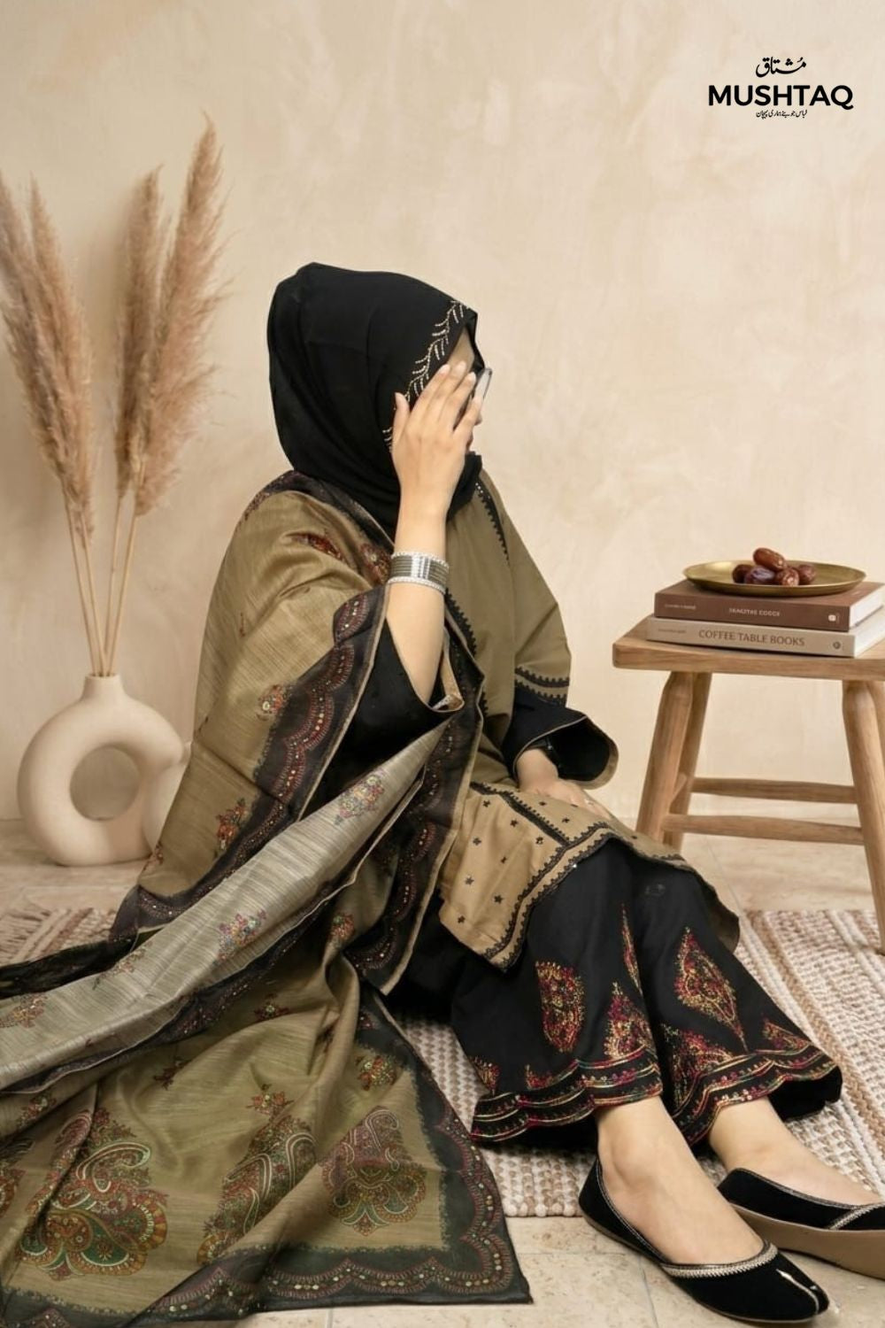 3Pc Embroided Lawn Stitched Desgin - 4