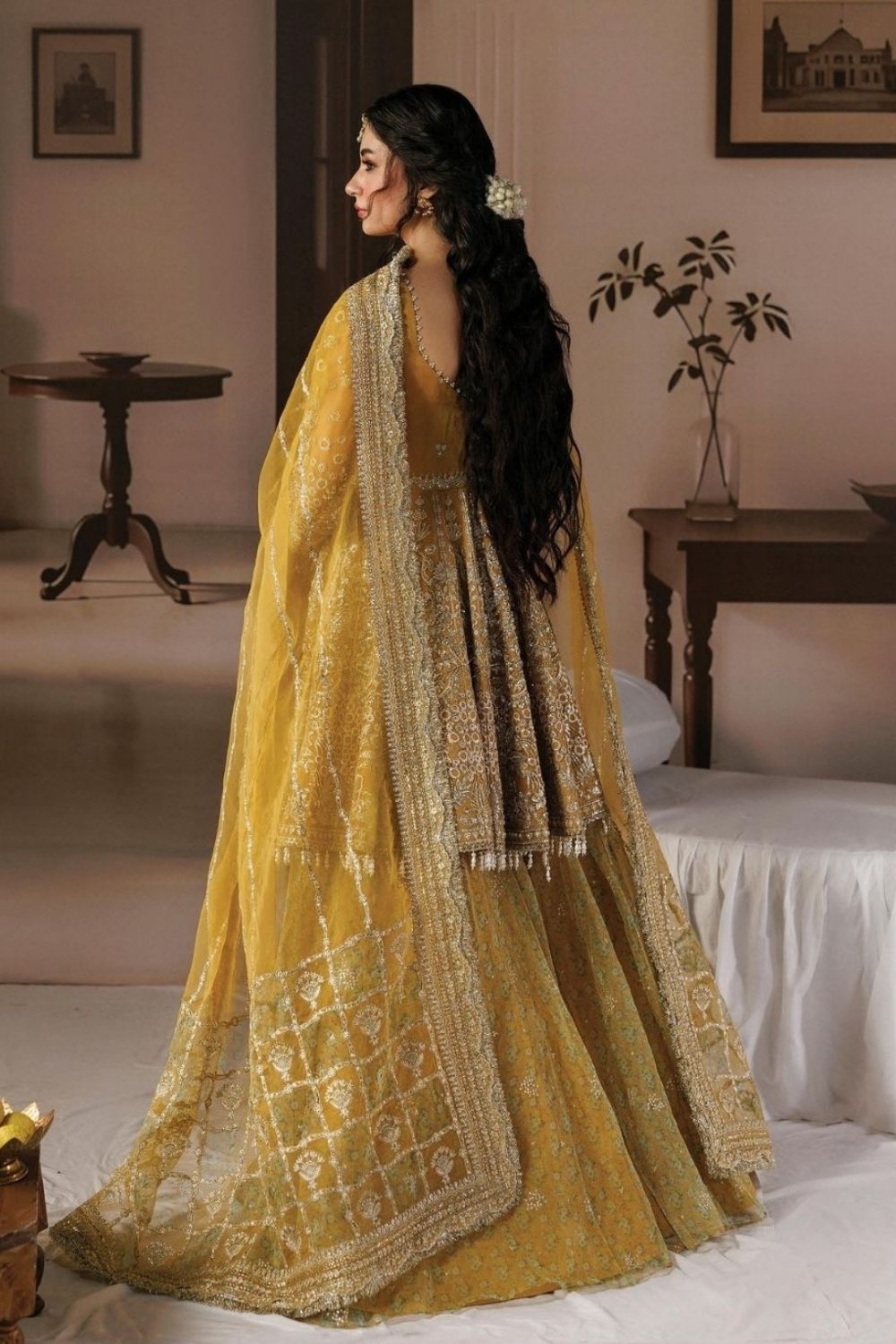 Afrozeh Shehnai Wedding Formals'26  3 Piece Unstitched Embroidered Suit Aylin