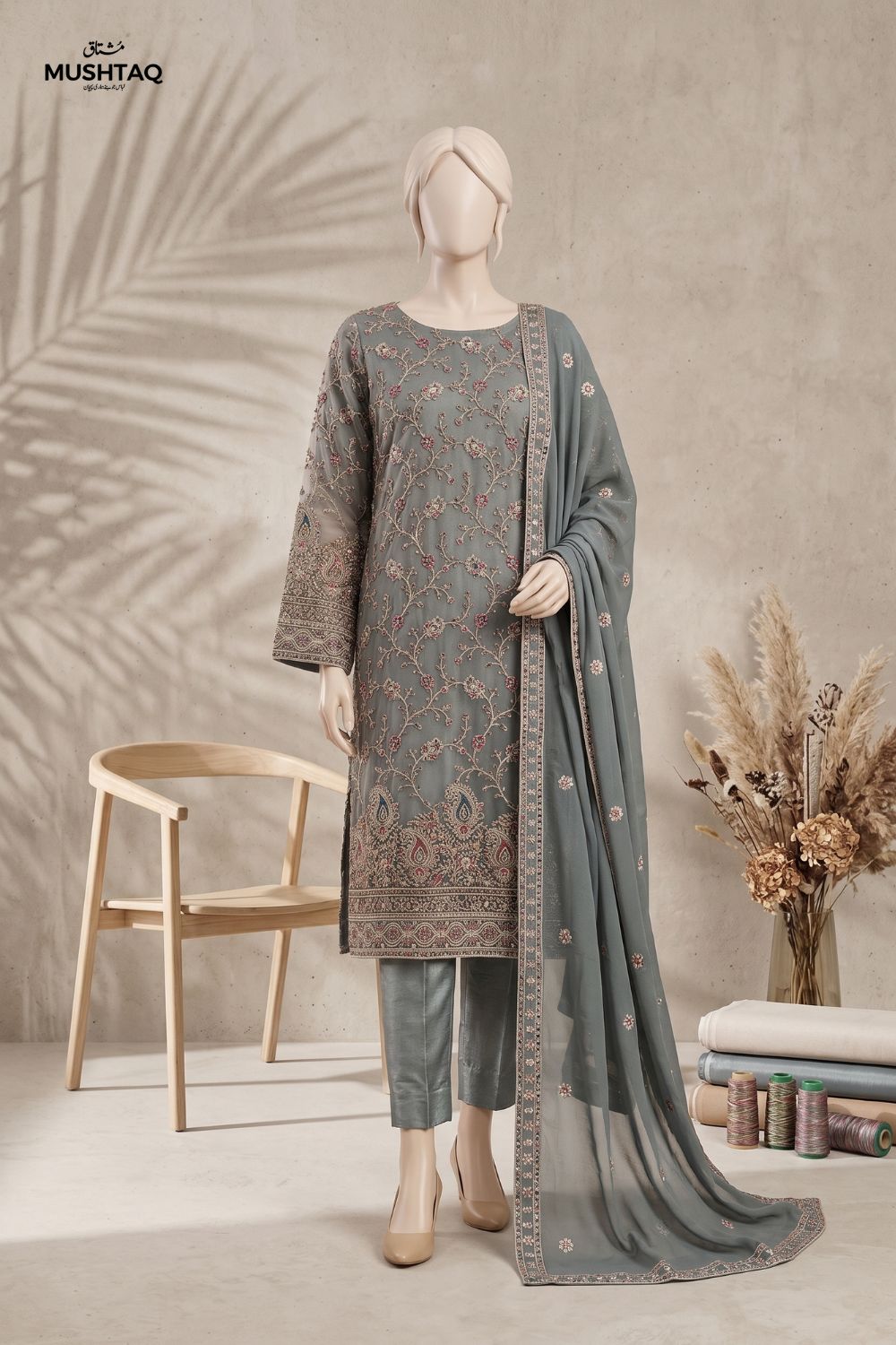 3Pcs Unstitched Embroidered Organza Suit Chiffon Dupatta and jamawar Trouser Desgin - 04