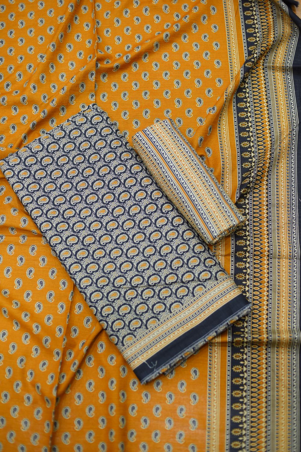 3Pcs Printed Khaddar Desgin -46