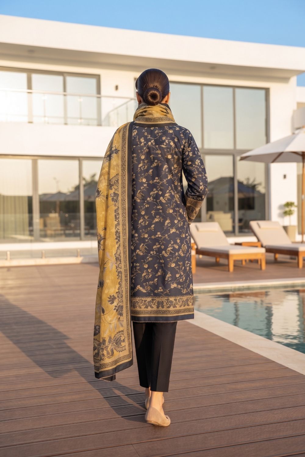 Mushtaq 3Pcs Unstitched Printed Lawn Aizal Collection Desgin - 2
