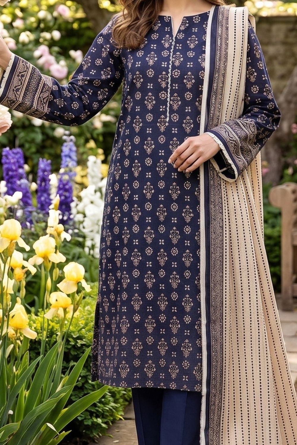 Mushtaq 3Pcs Unstitched Printed Lawn Suit Aiman Collection Desgin - 3