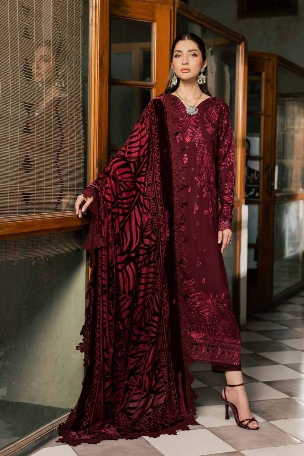 Nureh 3Pcs Luxury Embroidered Unstitched Suit NE-286
